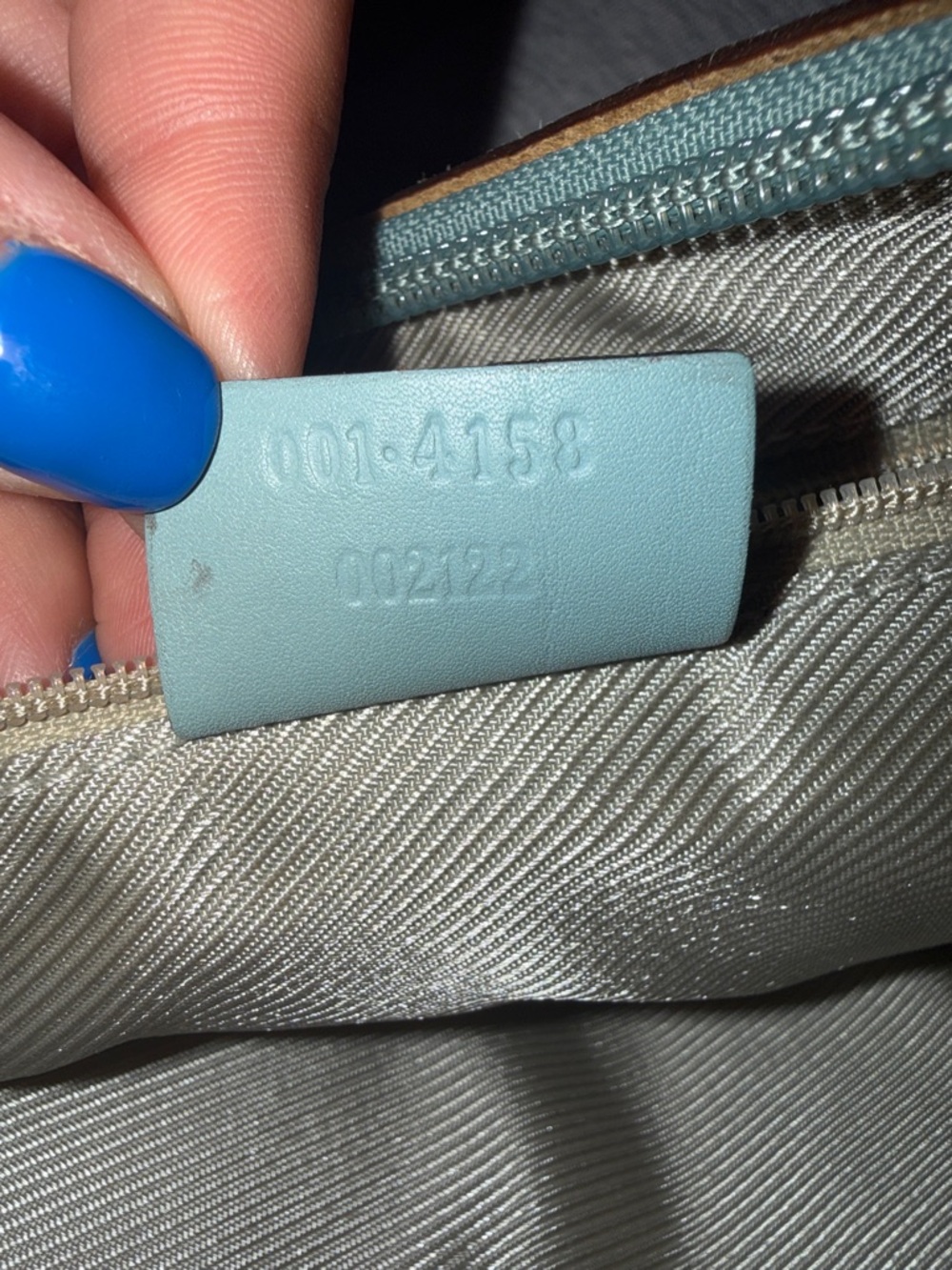 Gucci Authentic Shoulder Bag - Picture 7 of 15